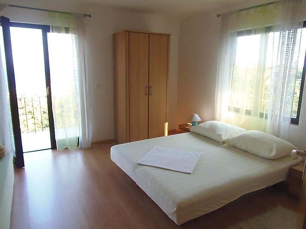 Sunflower Apartment 奥帕提亚 客房 照片